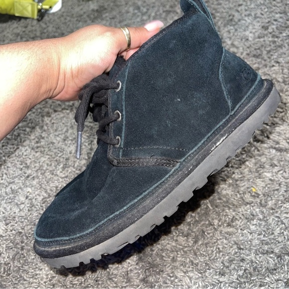 UGG Women's Neumel Boot Sz 7 - Picture 3 of 9